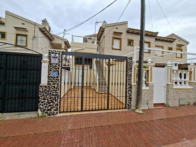 2 bedroom Apartment in Playa Flamenca