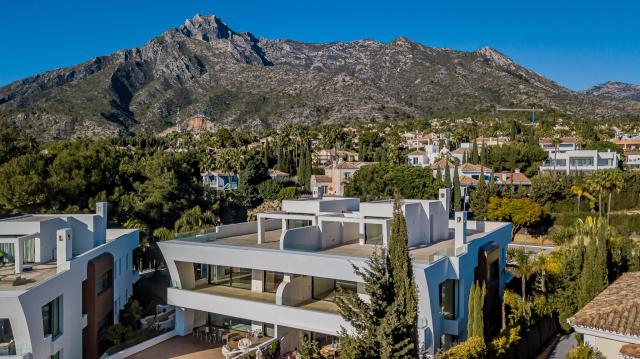 4 bedroom Apartment in Marbella