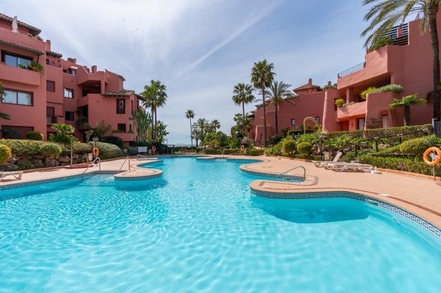 2 bedroom Apartment in Estepona
