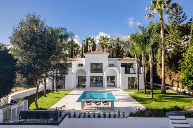5 bedroom Villa in Marbella