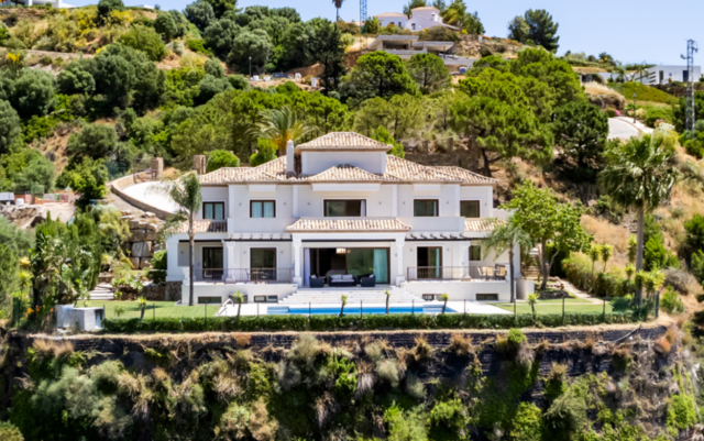 6 bedroom Villa in Marbella