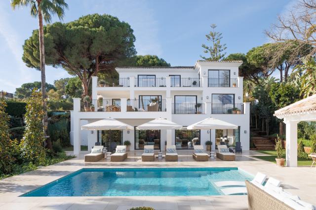 5 bedroom Villa in Marbella