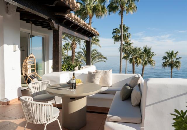 2 bedroom Penthouse in Estepona