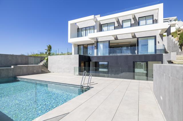 5 bedroom Villa in Marbella