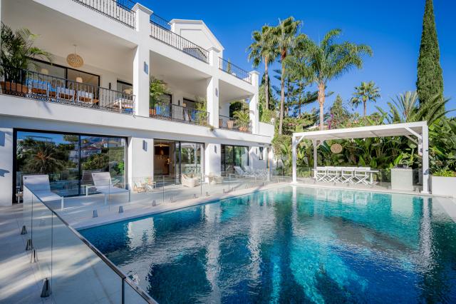 5 bedroom Villa in Benahavis