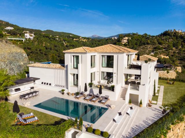 5 bedroom Villa in Marbella