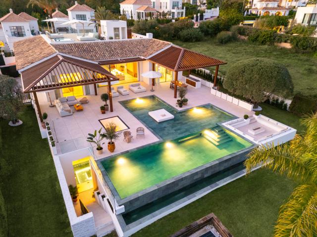 6 bedroom Villa in Marbella