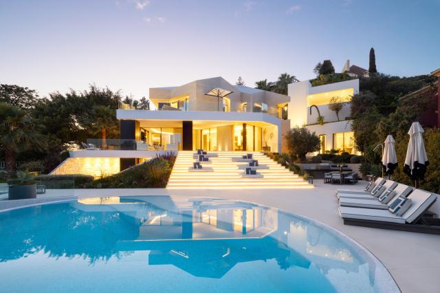5 bedroom Villa in Marbella