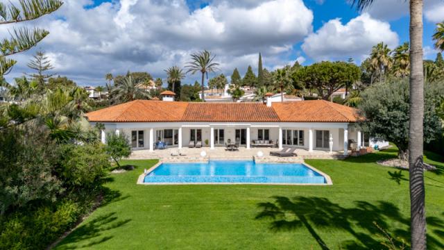 4 bedroom Villa in Marbella