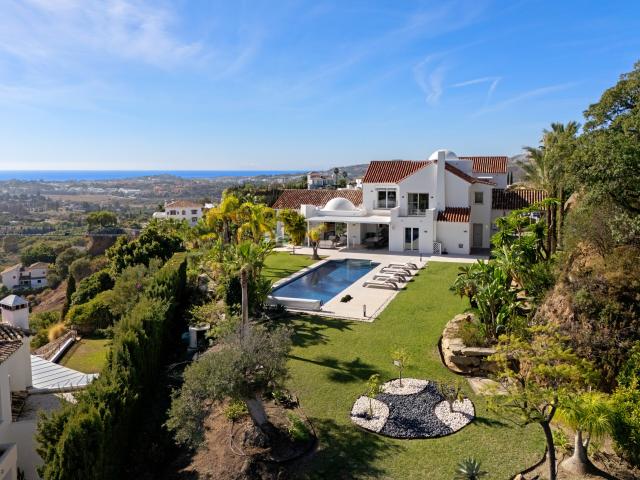 9 bedroom Villa in Benahavis