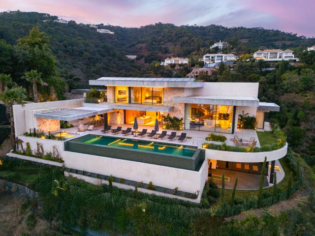 6 bedroom Villa in Benahavis