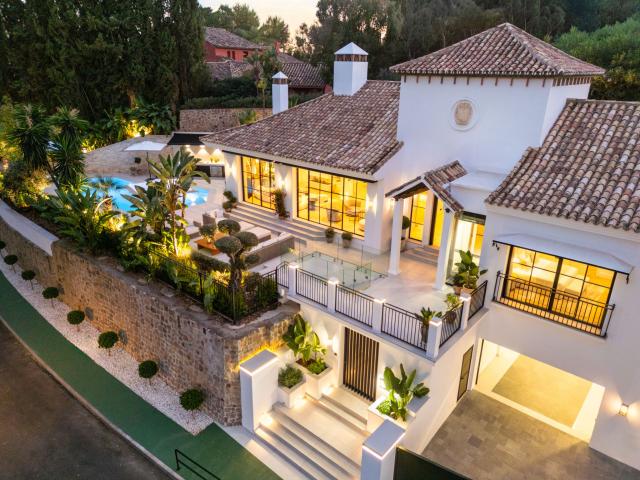 5 bedroom Villa in Benahavis