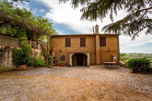 3 bedroom Villa in Volterra
