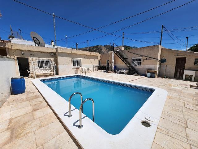 6 bedroom Cave House in Alguena