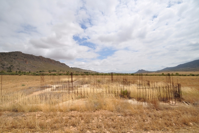 Land for sale in Yecla