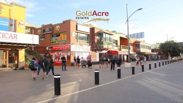 Commercial property for sale in Corralejo