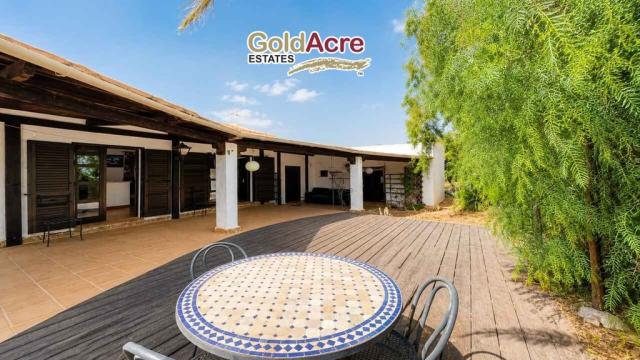 4 bedroom Villa in Tindaya