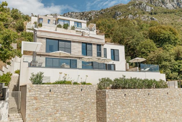 villa for sale in Budva