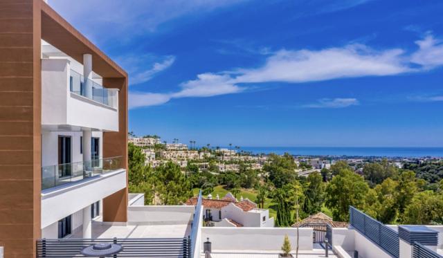 2 bedroom Apartment - Middle Floor Apartment in Benahavís