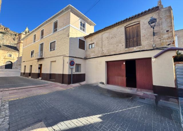 7 bedroom Town House in Blanca