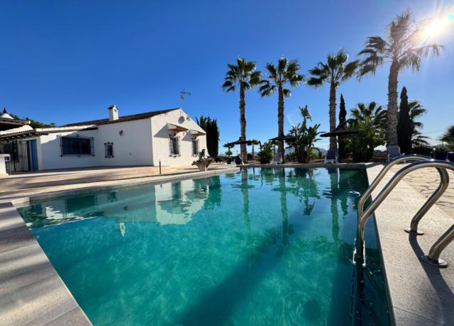 4 bedroom Detached villa in Fortuna
