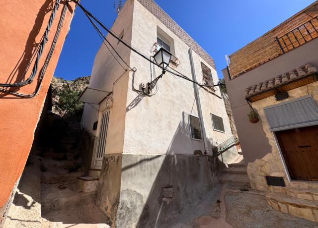 2 bedroom Town House in Blanca