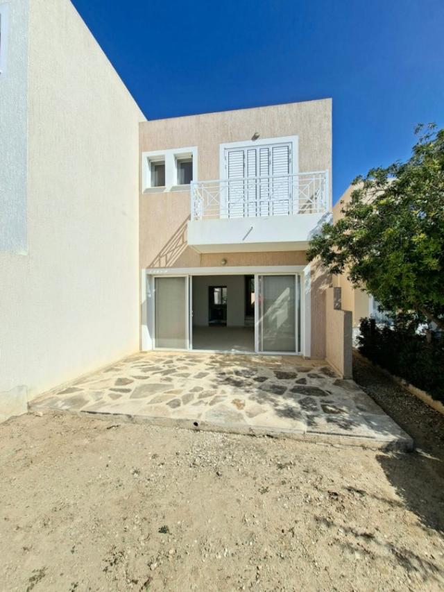2 bedroom Town House in Chloraka