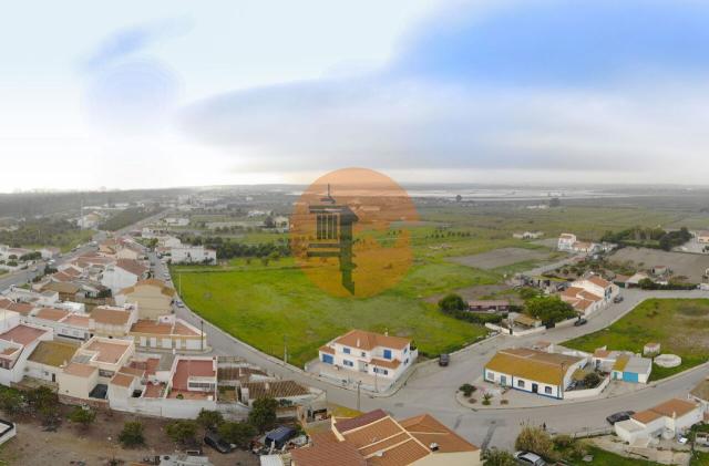 Land for sale in Monte Gordo