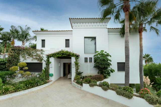 6 bedroom Villa in Marbella