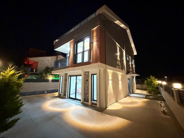 4 bedroom Villa in Akbuk