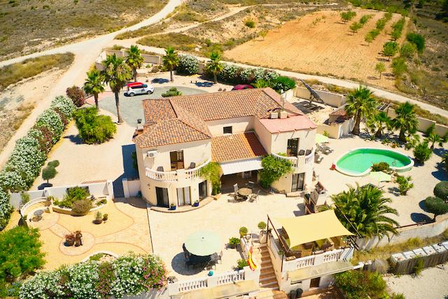 7 bedroom Villa in Barbarroja