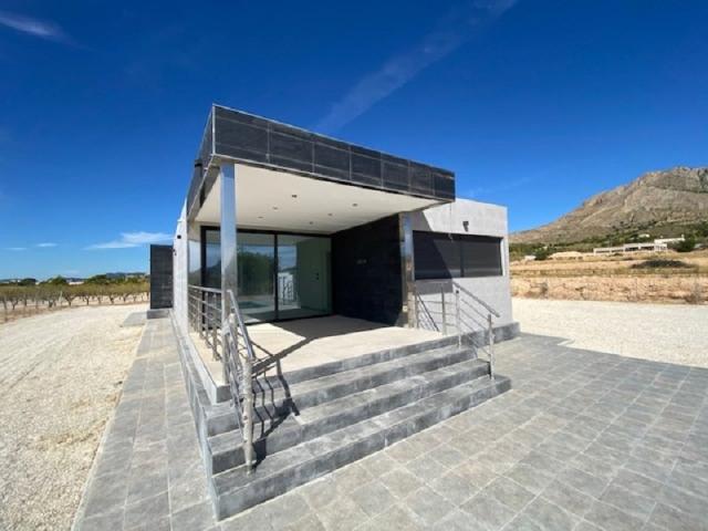 3 bedroom New Build in El Canton