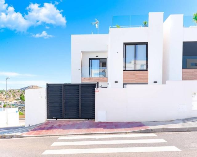 4 bedroom Detached Villa in Benijofar