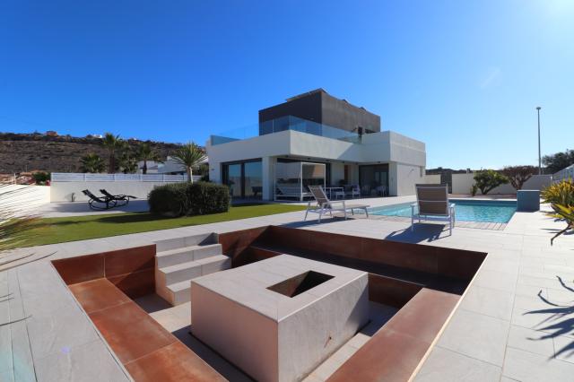 3 bedroom Detached Villa in Benimar
