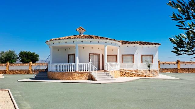 3 bedroom Country Property in Catral