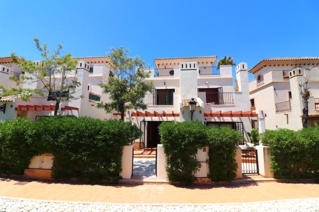 3 bedroom Semi Detached Villa in Algorfa