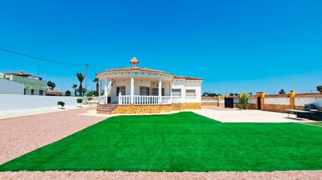 3 bedroom Country Property in Catral