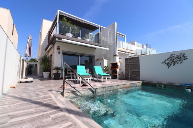 3 bedroom Semi Detached Villa in Daya Vieja