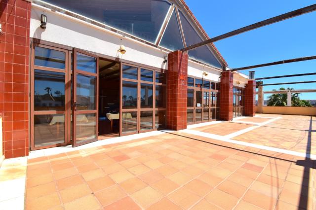 Commercial (Freehold) for sale in Orihuela Costa