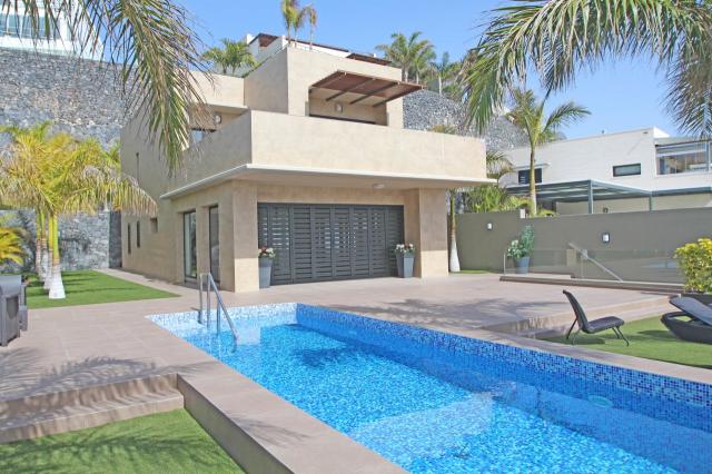 3 bedroom Villa in Playa de Las Americas