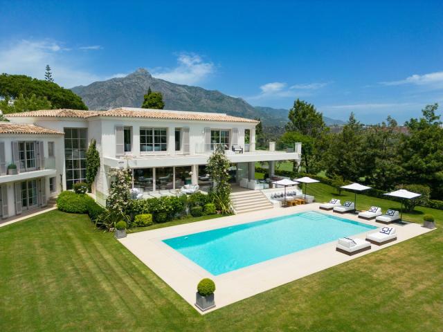 6 bedroom House - Detached Villa in Nueva Andalucía