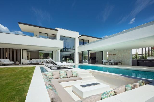 5 bedroom House - Detached Villa in Nueva Andalucía