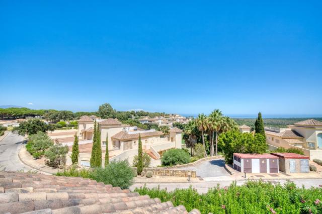3 bedroom Apartment - Penthouse Duplex in San Roque