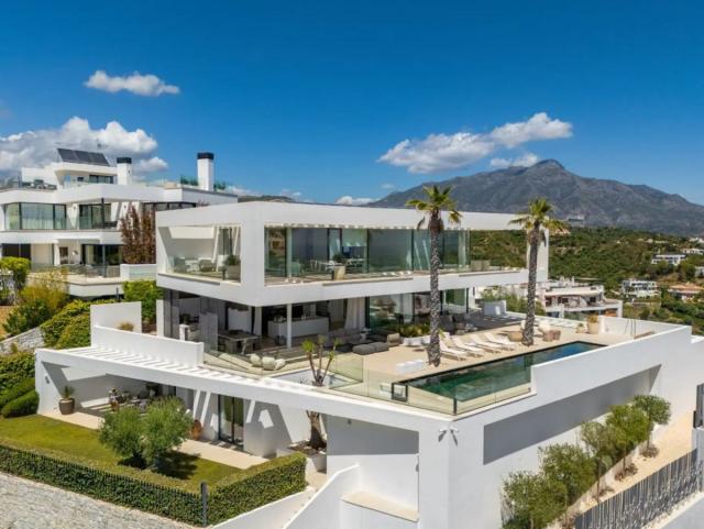 6 bedroom House - Detached Villa in La Quinta