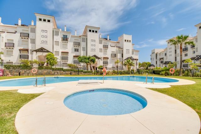 2 bedroom Apartment - Ground Floor Apartment in La Duquesa