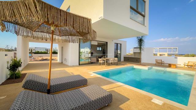 Stunning 3 Bedroom, 2 bathroom, NEW BUILD, link detached house in fantastic location in Protaras - CHP103DP