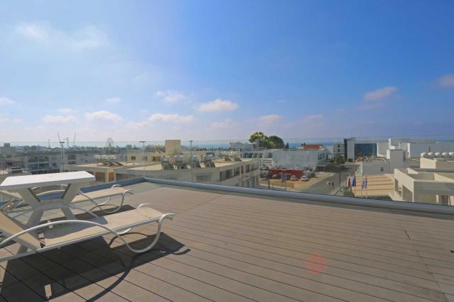 3 bedroom, 1 bathroom Penthouse apartment with additional Sea View Suite with Title Deeds in Ayia Napa - FMN131