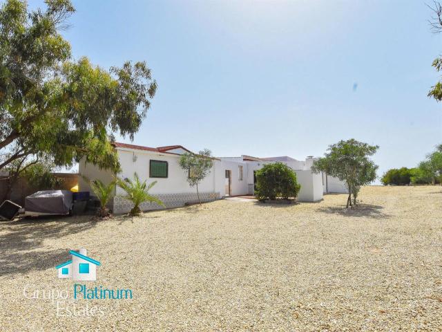 5 bedroom villa in ÁGUILAS