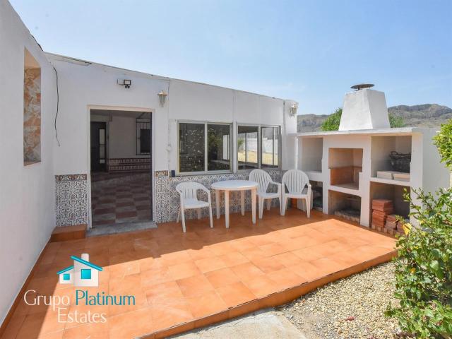 5 bedroom villa in ÁGUILAS