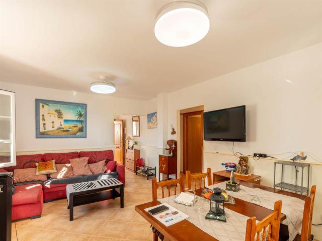 2 bedroom apartamento in EL CALON